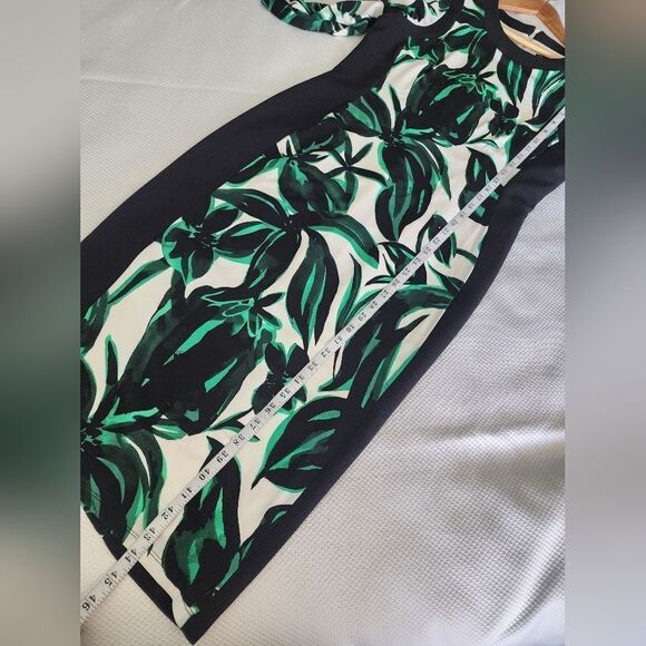 Maggy London Green and Black Sheath Dress with Crew Neck New With Tags - Picture 11 of 13